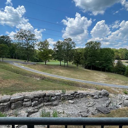 Couples Condo Retreat Overlooking Golf Course ブランソン・ウェスト エクステリア 写真
