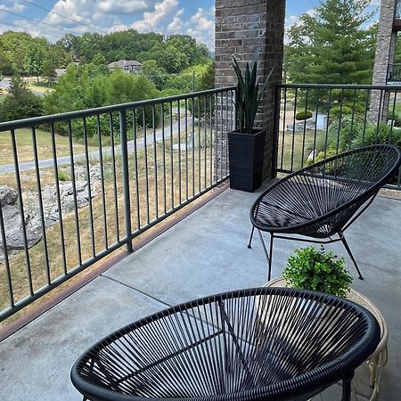 Couples Condo Retreat Overlooking Golf Course ブランソン・ウェスト エクステリア 写真