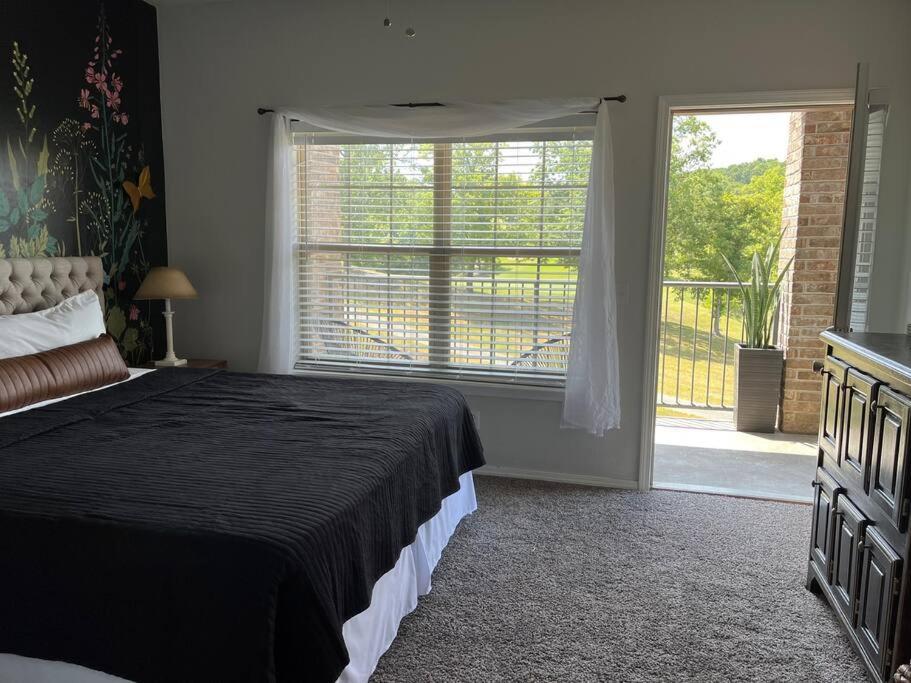 Couples Condo Retreat Overlooking Golf Course ブランソン・ウェスト エクステリア 写真