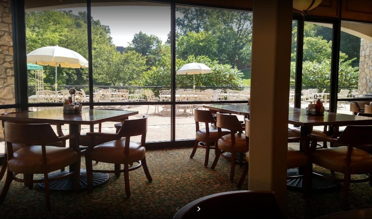 Couples Condo Retreat Overlooking Golf Course ブランソン・ウェスト エクステリア 写真